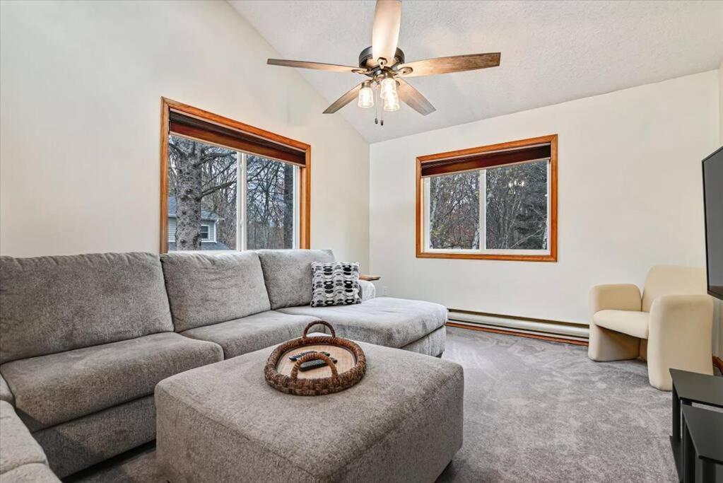 Сasa de vacaciones Rustic Modern Retreat In Poconos *